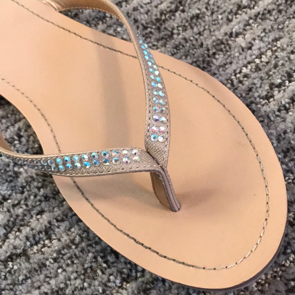 David’s Bridal Flip Flops